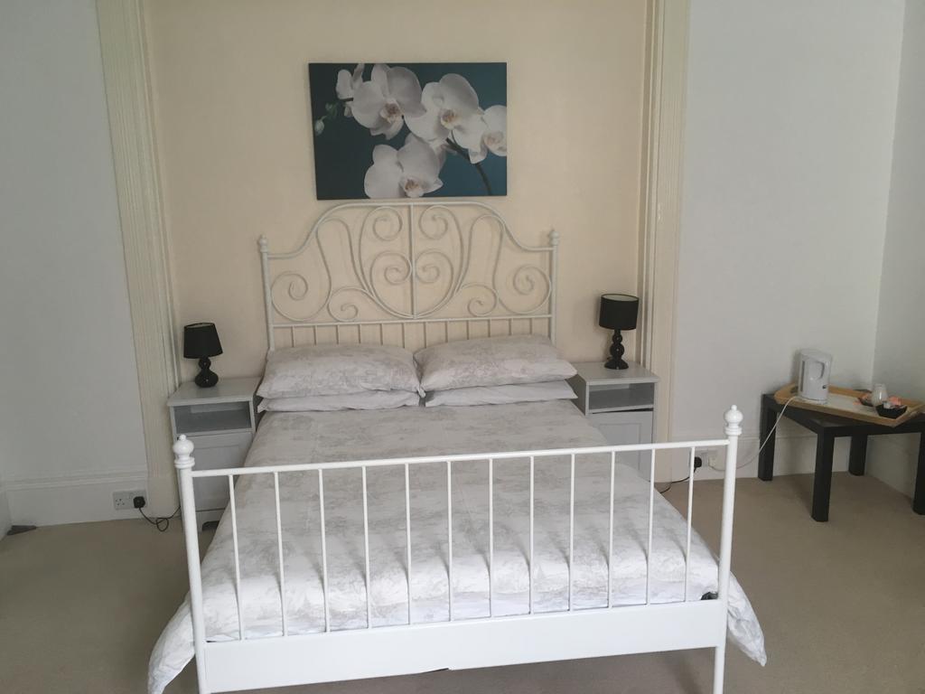 Bentons Guest House Cheltenham Kültér fotó