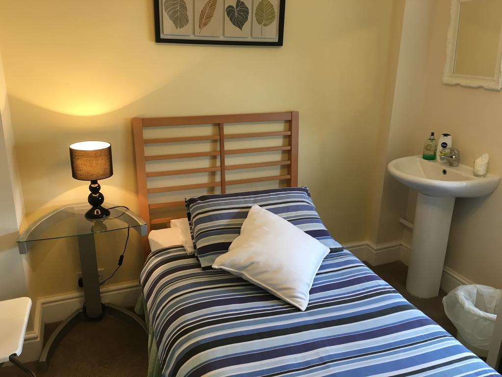 Bentons Guest House Cheltenham Kültér fotó