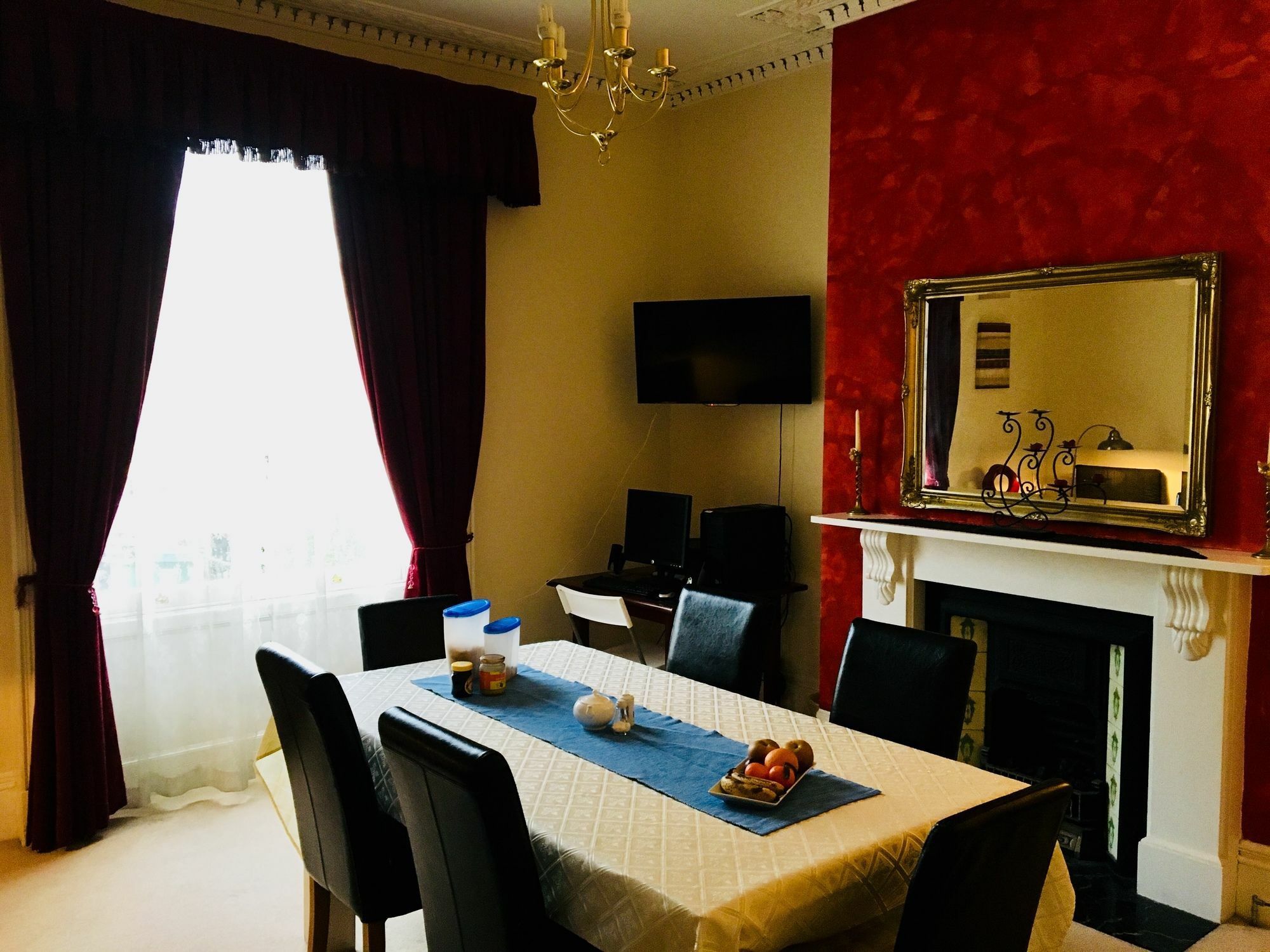 Bentons Guest House Cheltenham Kültér fotó